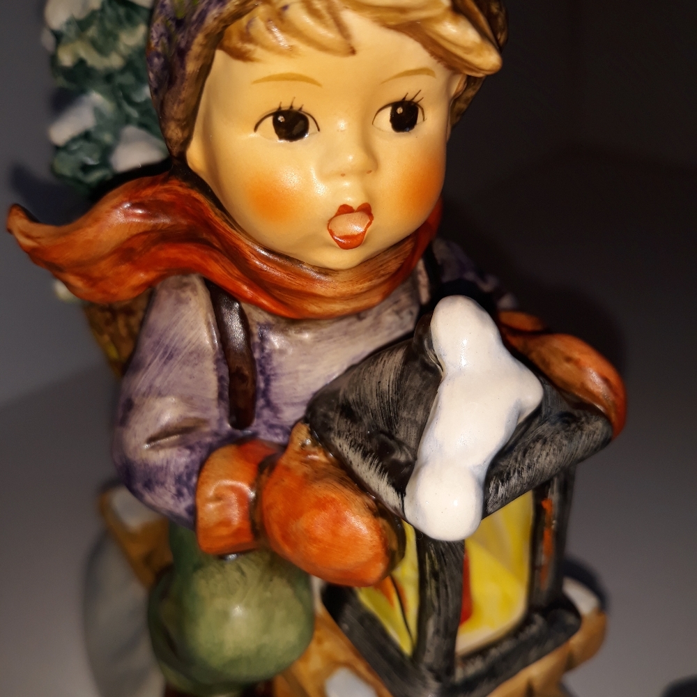 1971 Goebel Hummel figurine titled "Ride into Christmas" #396/I